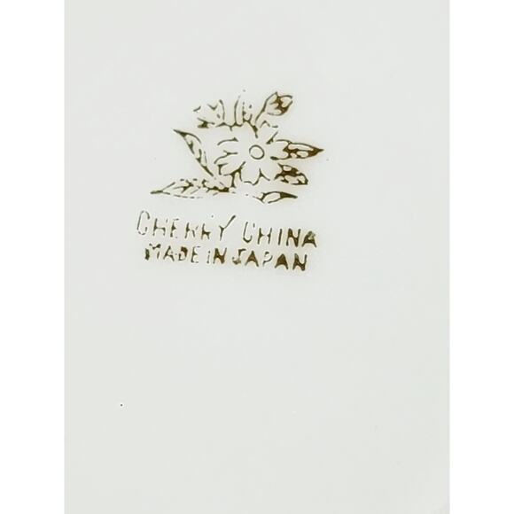 Cherry China Teacup Footed Saucer Floral Gardenias Gold Trim 30's Japan Vintage - Picture 12 of 14